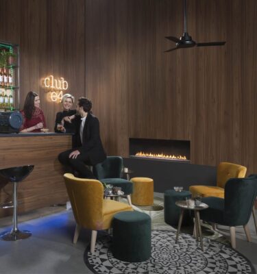 element4-club-140-fronthaard-uitlopend-thumbnail